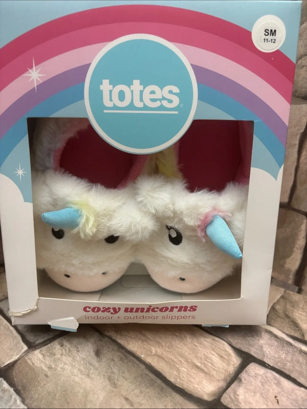 Totes Kids closed-back unicorn slippers
